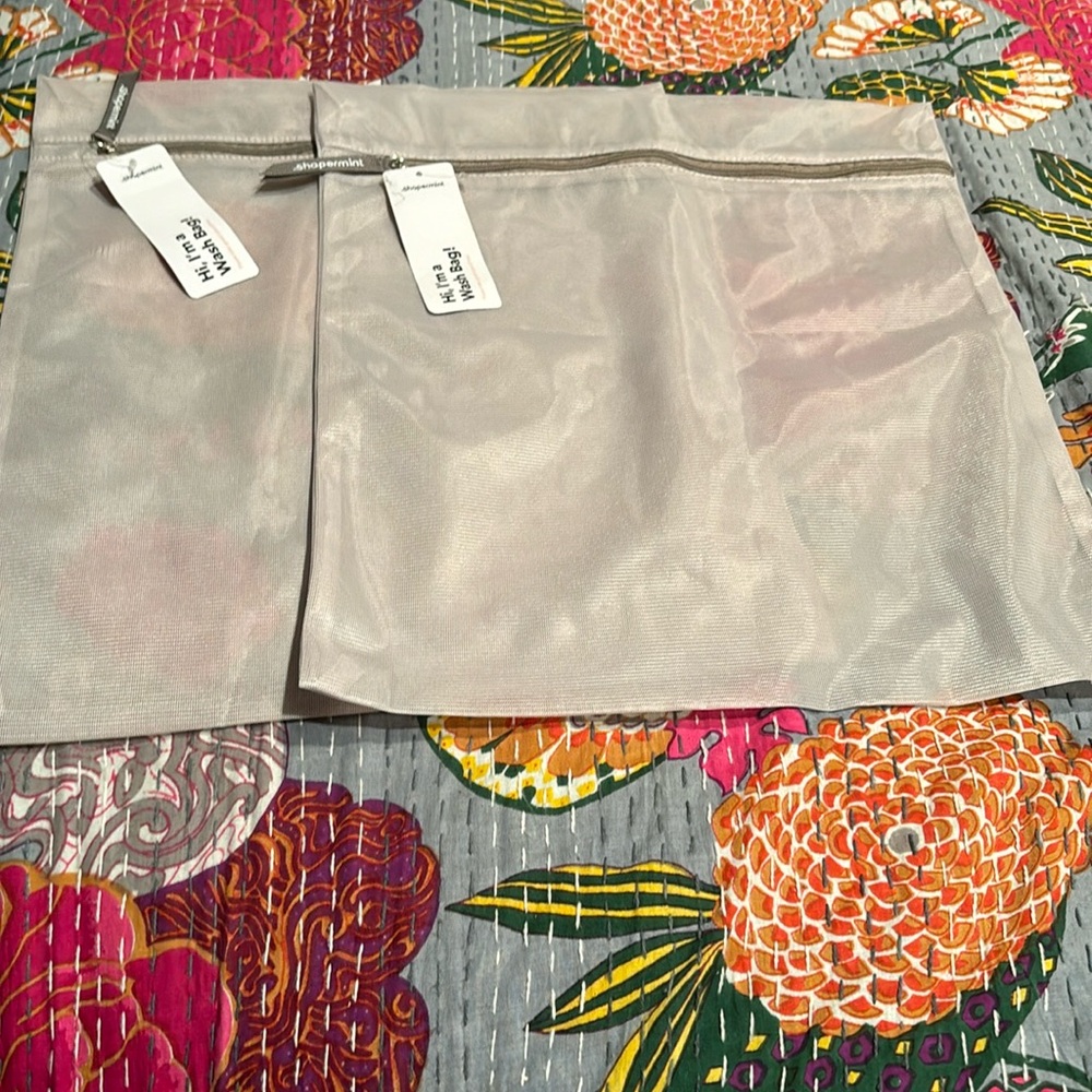 Shapermint Meshin’ Around Wash Bag